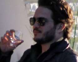 Kuno Becker consuming alcohol